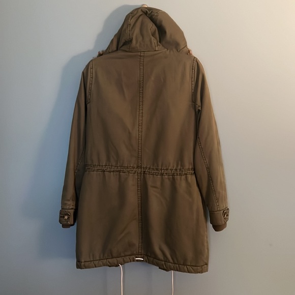 Abercrombie and Fitch lined cargo jacket with hood - Picture 3 of 3